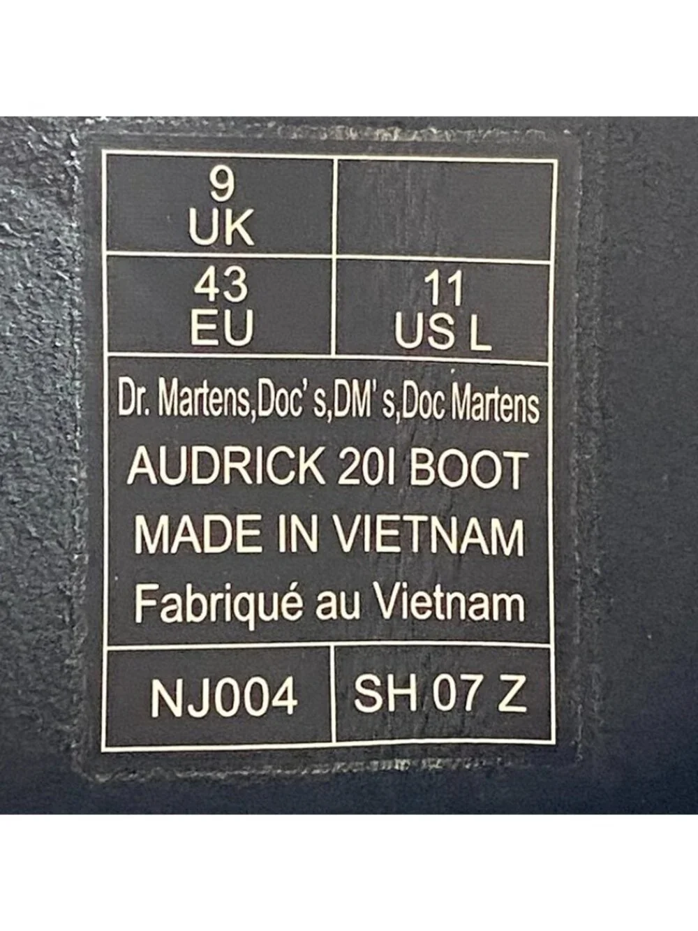 Dr. Martens item dr
